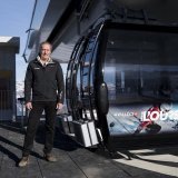 Jean-Marie Fournier et la télécabine de la piste de l'Ours